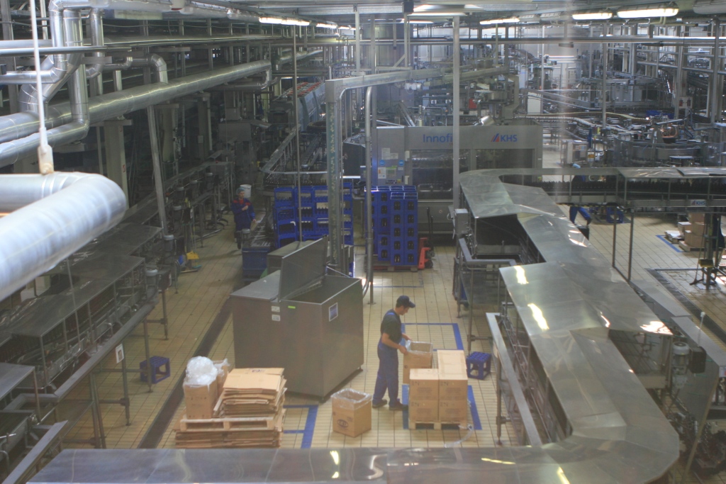 На заводе выпускается продукция ТМ Сarlsberg, Tuborg, «Славутич», «Львовское», «Балтика», Holsten, «Жатецкий Гусь», «Арсенал», «Квас Тарас», Somersby