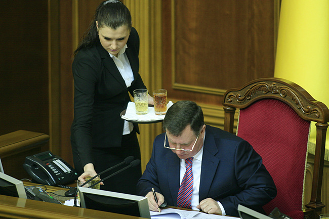 Работа работой, а чай - по расписанию