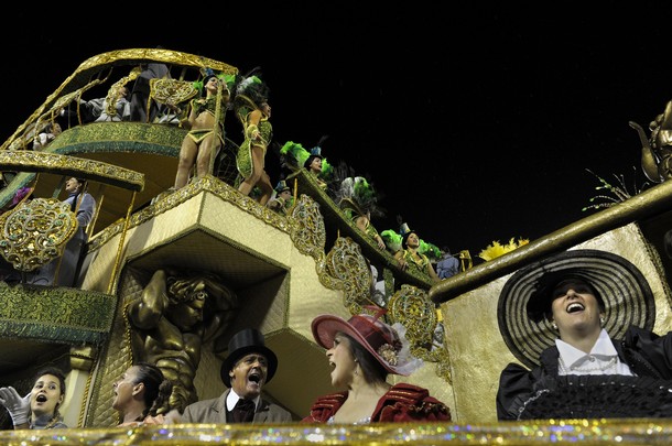  Зажигательный бразильский карнавал Brazilskij-karnaval-2011_3745_p0
