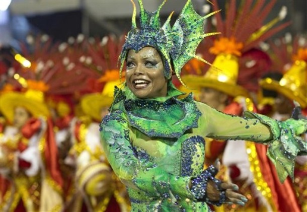  Зажигательный бразильский карнавал Brazilskij-karnaval-2011_3751_p0