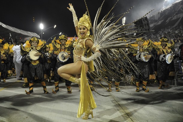  Зажигательный бразильский карнавал Brazilskij-karnaval-2011_3763_p0