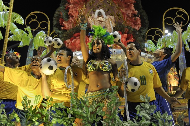  Зажигательный бразильский карнавал Brazilskij-karnaval-2011_3765_p0