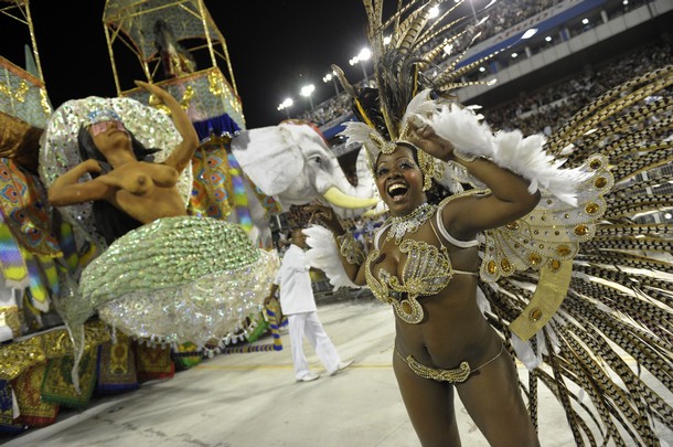  Зажигательный бразильский карнавал Brazilskij-karnaval-2011_3766_p0