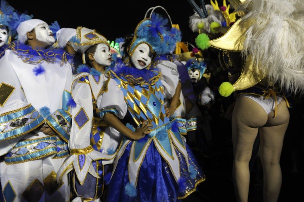  Зажигательный бразильский карнавал Brazilskij-karnaval-2011_3774_p0