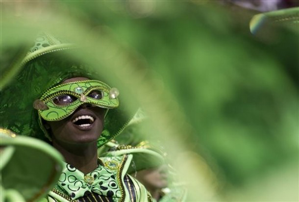  Зажигательный бразильский карнавал Brazilskij-karnaval-2011_3775_p0