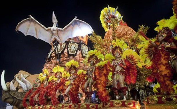  Зажигательный бразильский карнавал Brazilskij-karnaval-2011_3783_p0