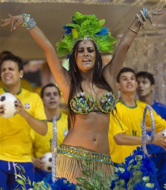  Зажигательный бразильский карнавал Brazilskij-karnaval-2011_3785_p0