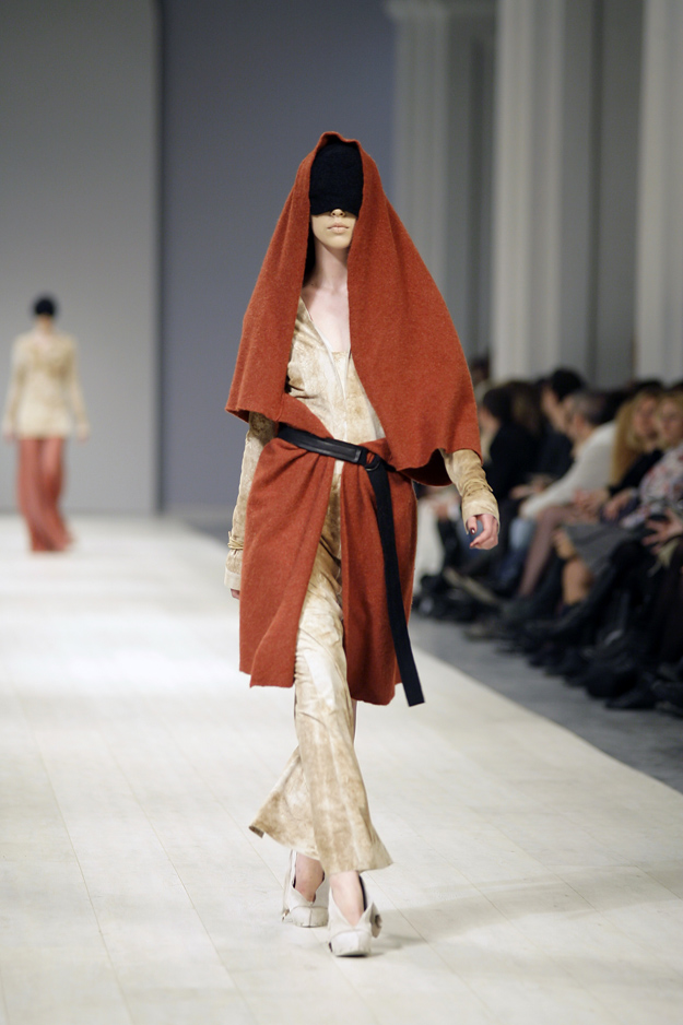 Лилия Литковская. Ukrainian Fashion Week 2011-2012