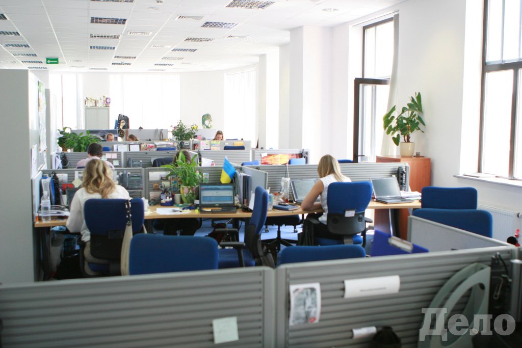 Все сотрудники компании работают в открытом офисе (ФОТО Алена Владыко)