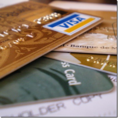 Кредитные карты: ВТБ 24 меняет условия. Сбербанк впервые
