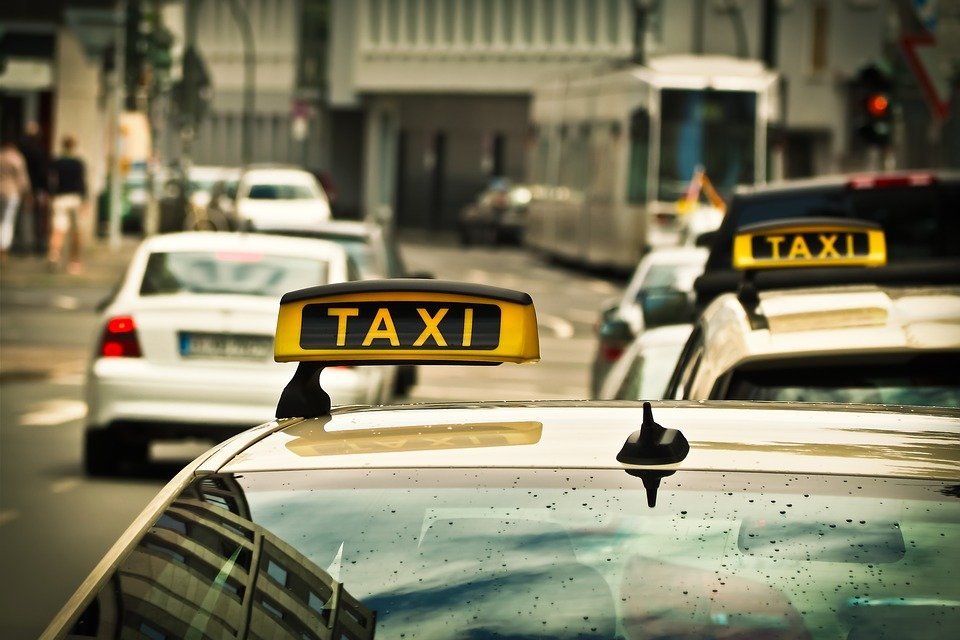 В Киеве может появиться муниципальное такси - : деловой новостной ...