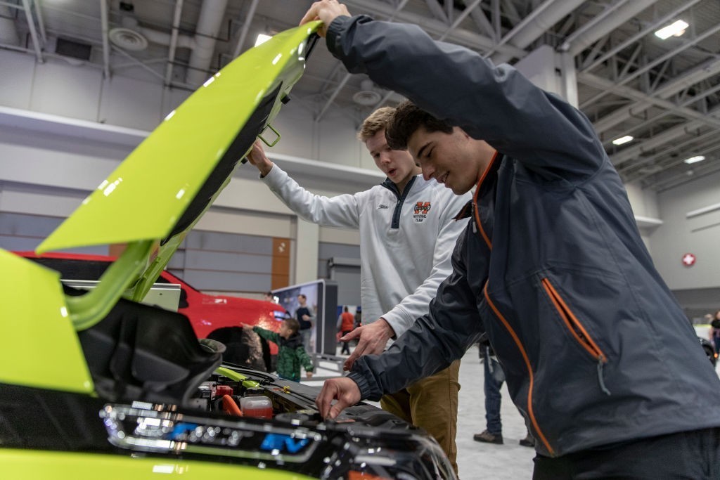 General Motors снова отзывает электромобили Chevrolet Bolt из-за угрозы возгорания - Vimarsana News