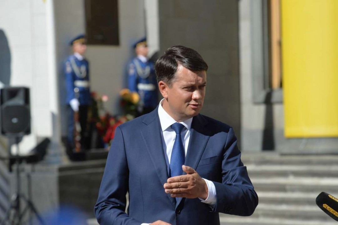 В Раде официально начали процедуру отзыва Разумкова с должности спикера (ДОКУМЕНТ) - Vimarsana News