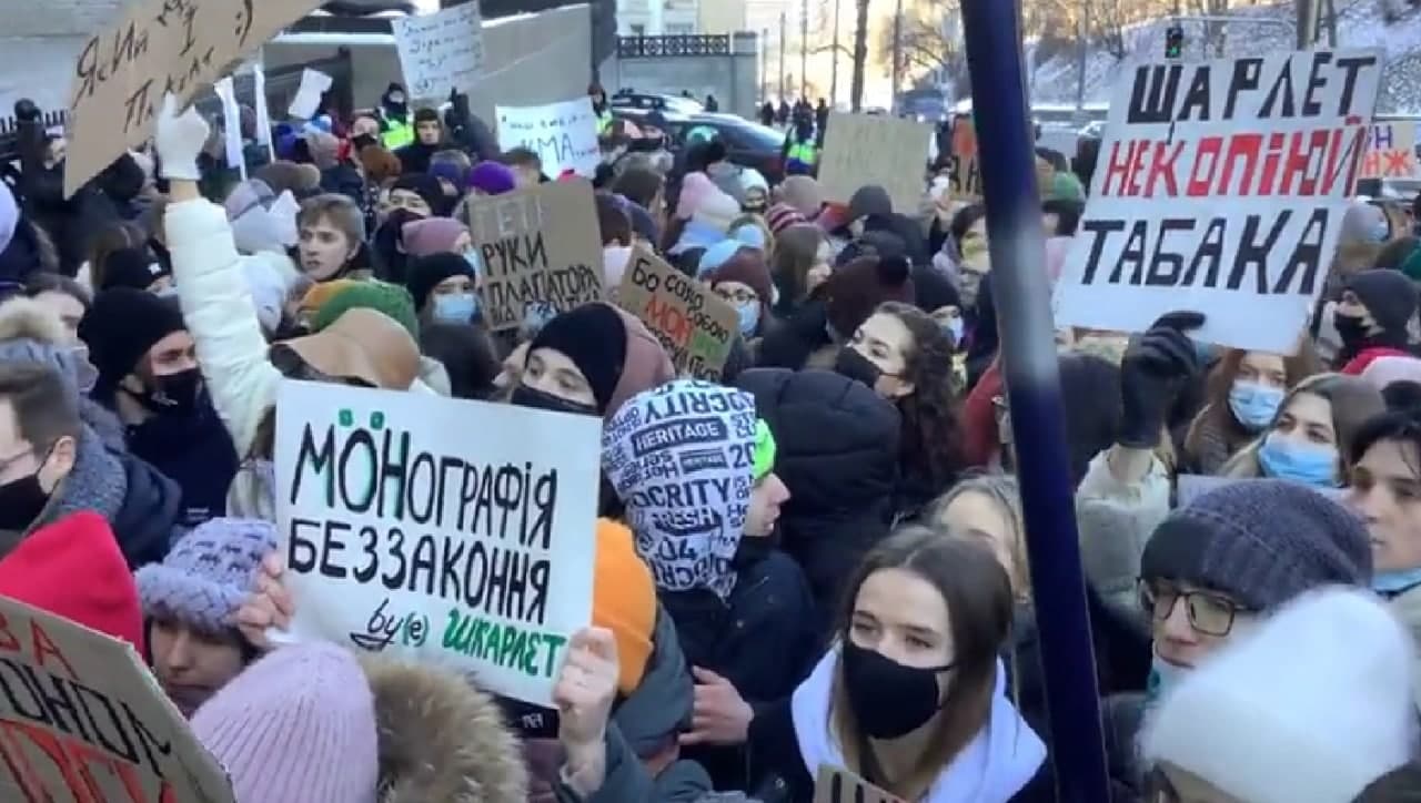 Фото со вчерашнего митинга