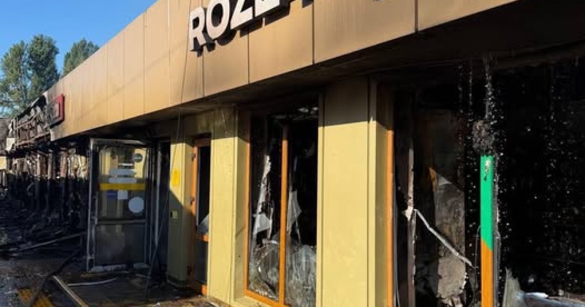 Внаслідок російської атаки знищено відділення Rozetka в Києві