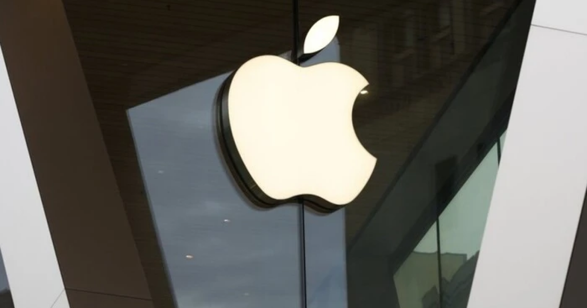 Apple готує найдорожчий iPhone за $2000: новий CEO йде на ризик