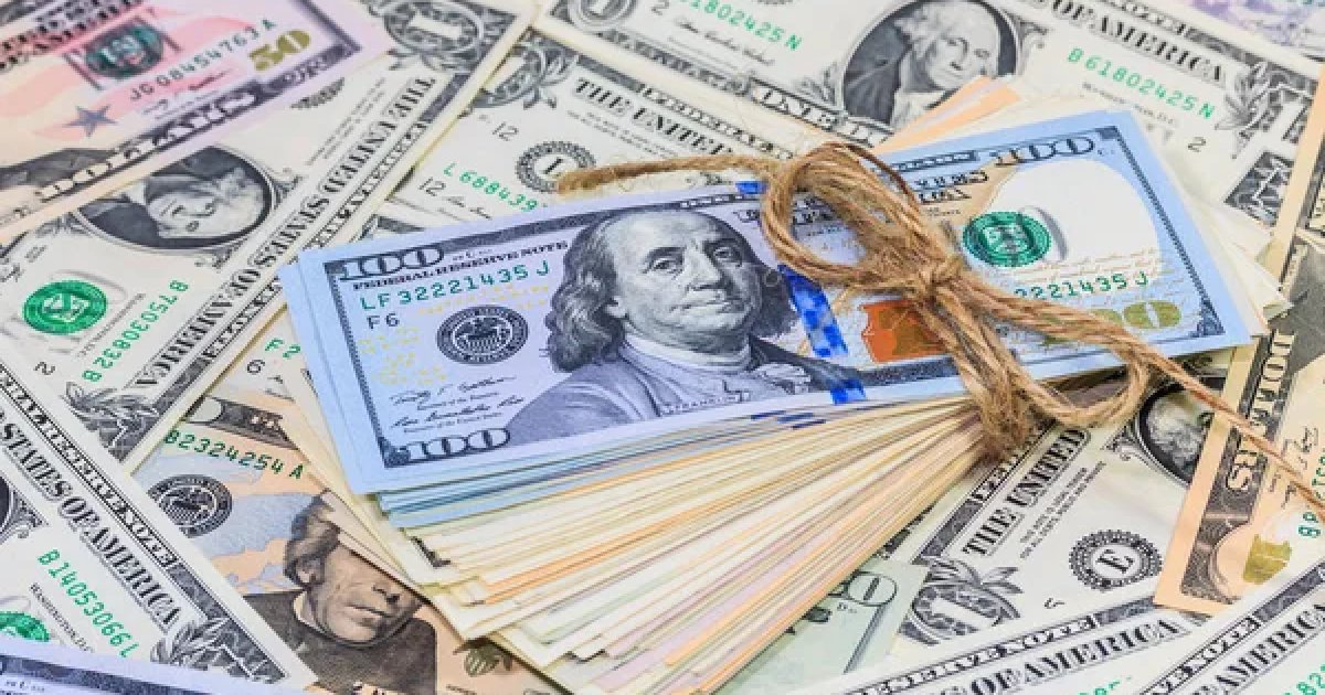 Долар за крок до 45 гривень: з чим пов’язані різкі зміни у курсі