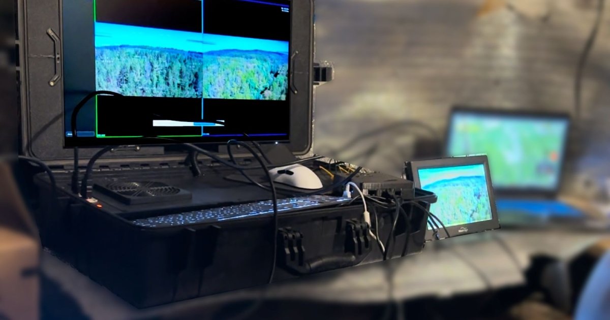 Українська 3DTech представила комплекс для керування роєм FPV-дронів: одна станція може координувати до п’яти бортів
