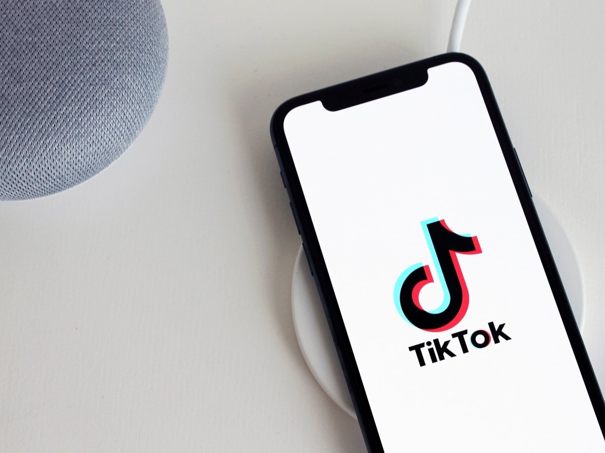 TikTok запускает монетизацию для премиум-авторов контента: они получат 50%  дохода от рекламы — Delo.ua