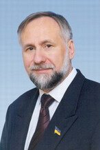 Фото 2 — Комитеты ВРУ хотят снять руководство Минтранса и Николаевского порта