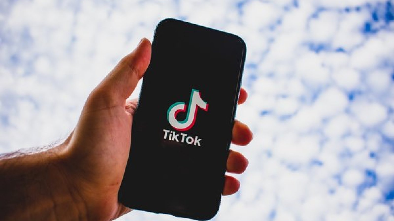 TikTok запретит детям вести стримы — Delo.ua