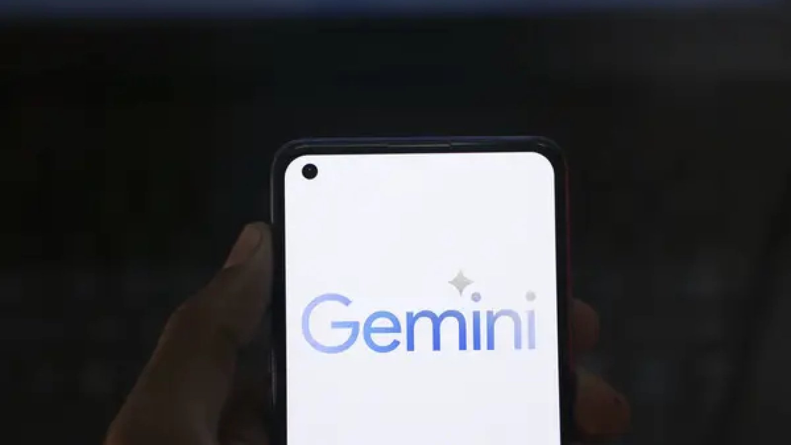 Gemini становится доступным на Android и iOS