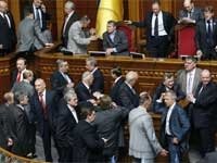 Фото 2 — Завтра примут закон о референдуме для изменения Конституции без парламентского большинства