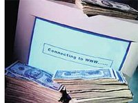 Фото 2 — За сутки в очереди на выплату депозитов зарегистрировалось более 9000 клиентов Укрпромбанка