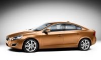 Фото 2 — Volvo засветила седан S60 2011 года
