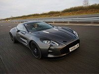 Фото 2 — Aston Martin One-77 стал самым быстрым в истории марки