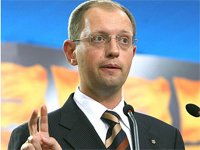 Фото 4 — Рейтинг сайтов кандидатов в президенты: Яценюк рекламирует Януковича