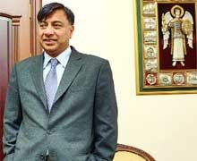 Фото 2 — Миттал одержал первую победу над Коломойским