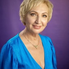 Елена Маленкова