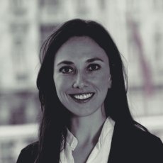 Адрианна Манджион