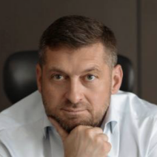 Владимир Колот