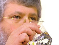 Фото 2 — Группа "Приват" Коломойского купила севастопольский  аэропорт