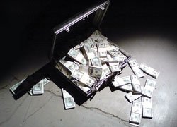 Фото 2 — Население продолжает скупать валюту