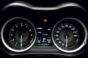 Фото 2 — Mitsubishi улучшила базовое оснащение спорт-кара Lancer Evolution X