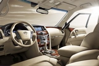 Фото 17 — Тест-драйв Nissan Patrol: Классовый провокатор