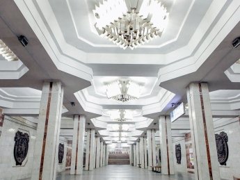 В Харькове переименовали 48 улиц и 3 станции метро