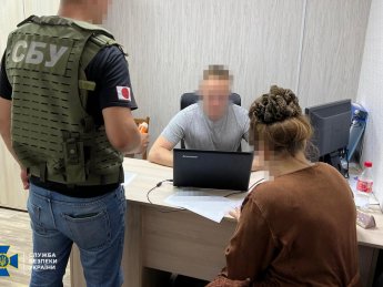 СБУ викрила агентів ФСБ, які допомагали окупантам нищити інфраструктуру України