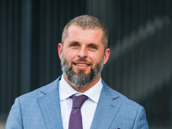 Кабмин назначил исполняющим обязанности министра спорта Матвея Бедного