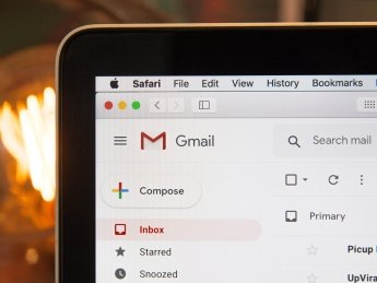 google gmail синяя галочка
