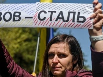 Meta пообіцяла не блокувати контент про полк "Азов", — Мінцифри