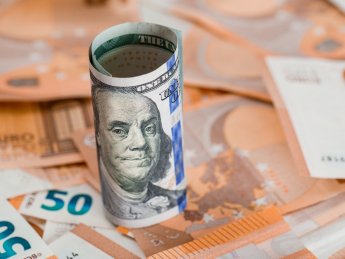 долари, євро