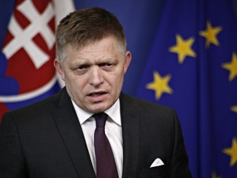 Прем'єр-міністр Словаччини отримав поранення через стрілянину