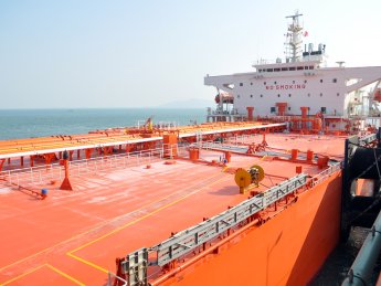 Після обмеження цін на російську нафту біля берегів Туреччини виник затор із майже 20 танкерів