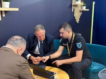 Герман Сметанін, представники Thales.