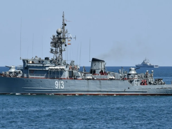 ВМС уничтожили российский тральщик "Ковровець"