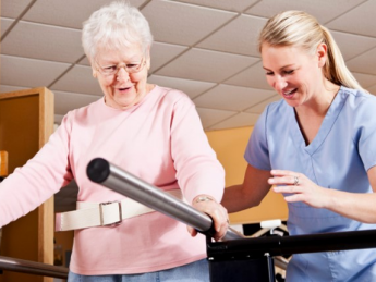 После инсульта новый старт: реабилитация в пансионате